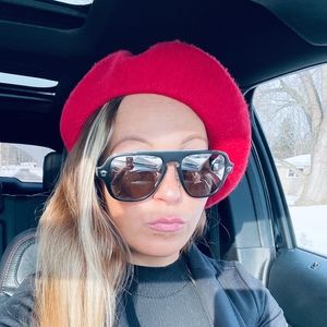 Meet your Posher, Mandy